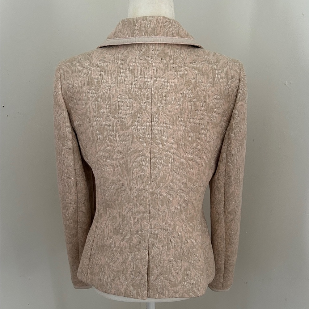 Dana Buchman Peach/Beige Blazer with Floral Pattern Sz 8 - Picture 5 of 8